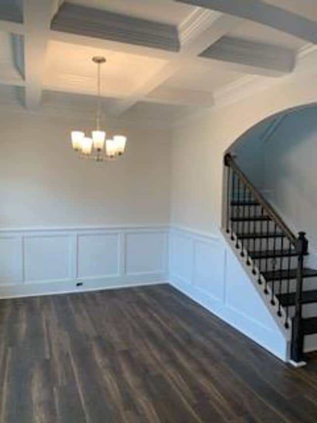 Building Photo - Available Rental located in desirable area...