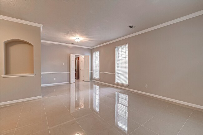 Foto del edificio - 2130 Autumn Fern Dr