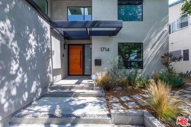 Foto del edificio - 1714 S Canfield Ave
