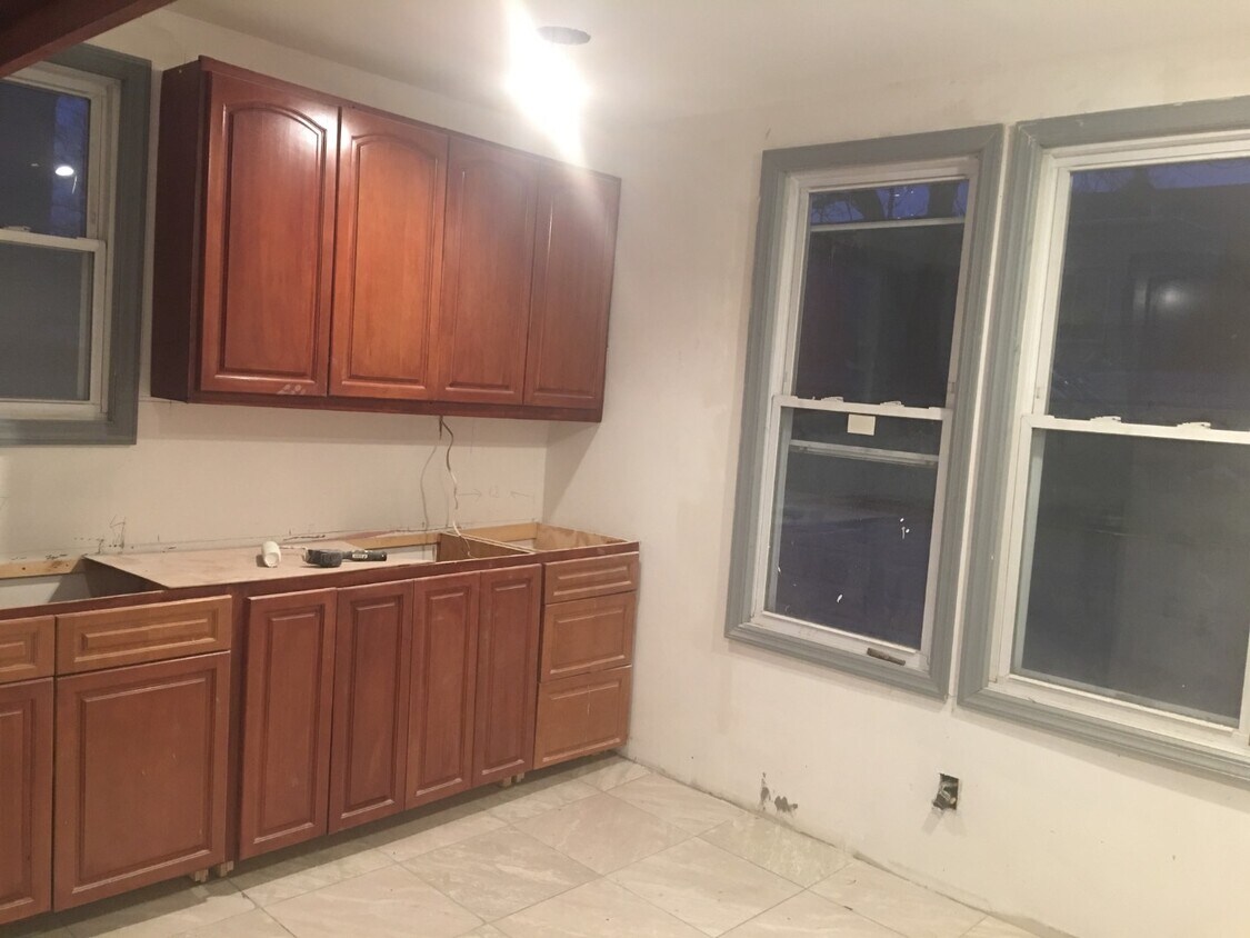 Foto del edificio - 258 Williamson Ave