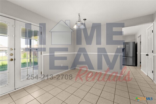 Foto del edificio - 2511 Bigleaf Dr