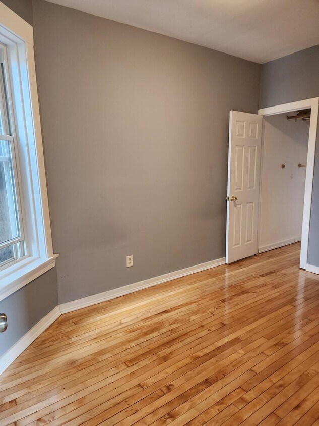 Foto del edificio - 1735 N Pulaski Rd
