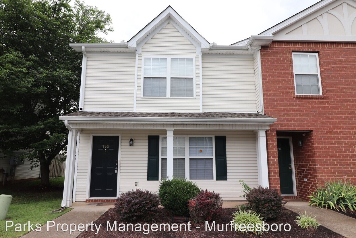 2 br, 2.5 bath House 348 Shoshone Place House Rental in