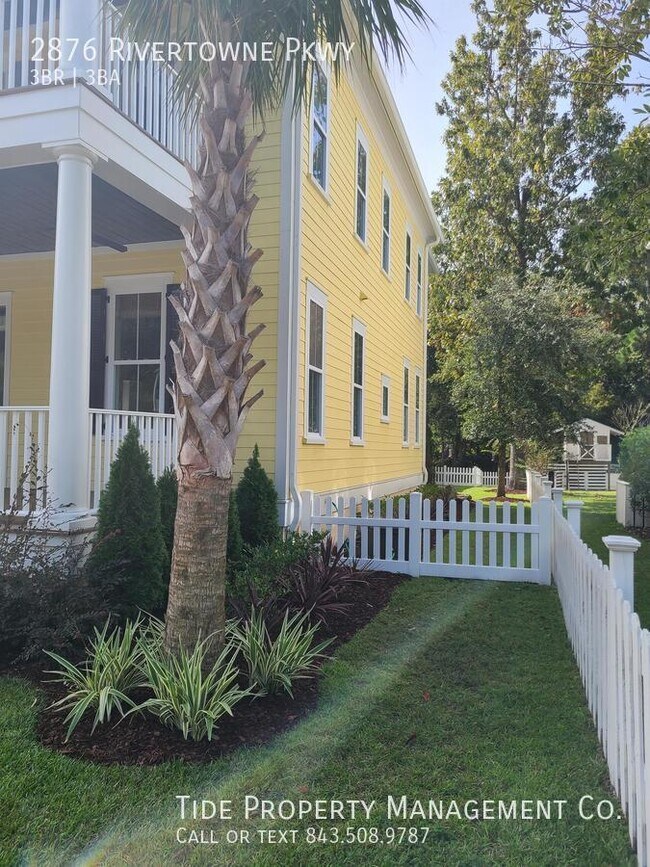 Foto del edificio - 2876 Rivertowne Pkwy