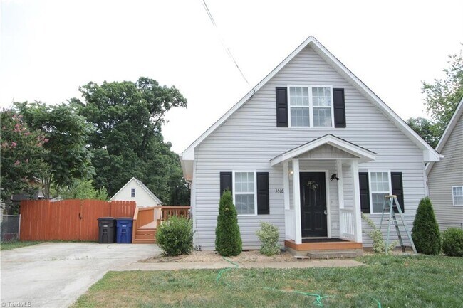 Foto del edificio - 3516 Delane Dr NE