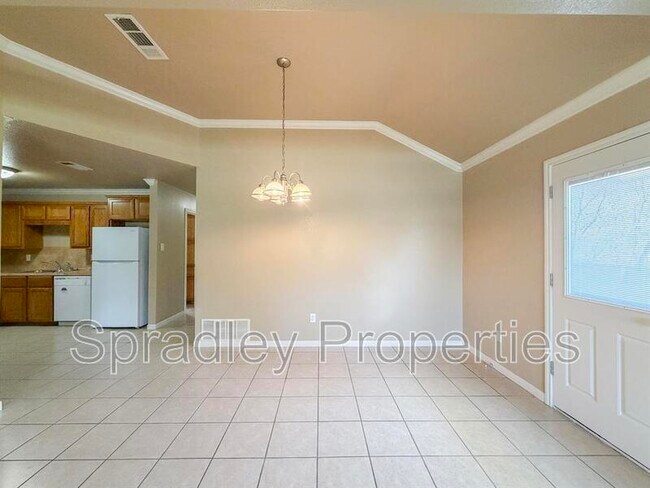 Foto del edificio - 4750-47205 205 Loop
