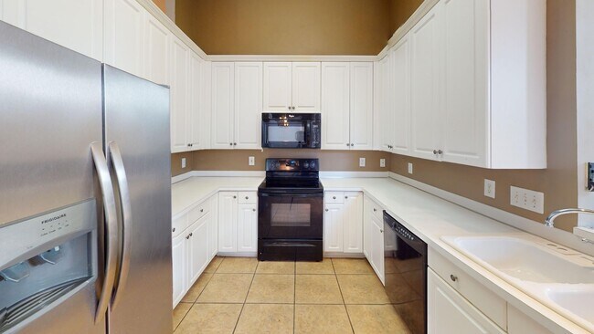 Foto del edificio - 860 Autumn Ridge Rd