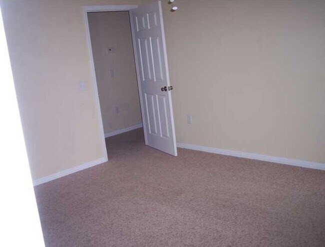 Foto del edificio - 1401 Beaver Run Rd