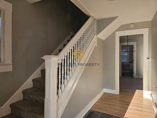 Foto del edificio - Renovated 3 Bedroom / 2 Bath Home with Mod...