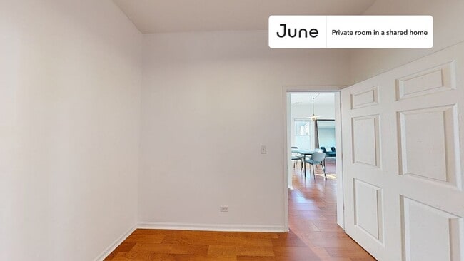 Foto del edificio - Room in Shared 3 bed/1 bath home