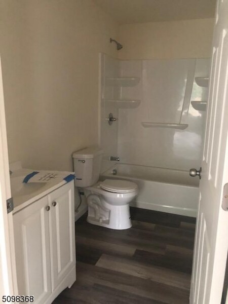 Building Photo - 11 Hillside Ave