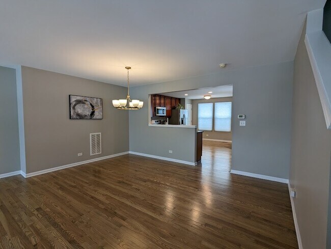 Building Photo - 3604 Neubauer Circle