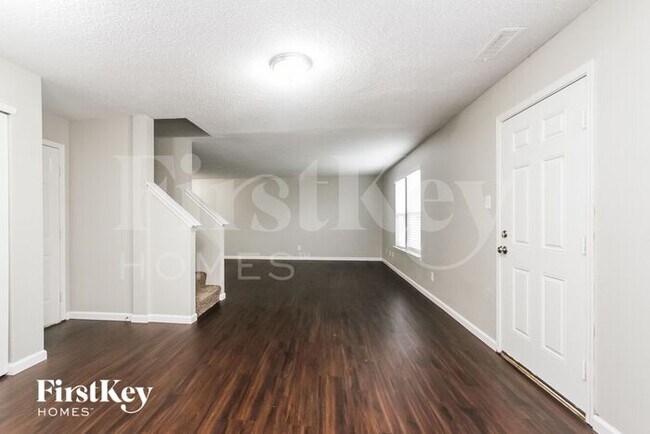 Foto del edificio - 9140 Wandflower Dr