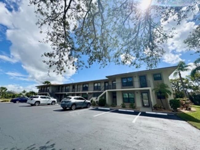 Building Photo - 16805 Davis Rd