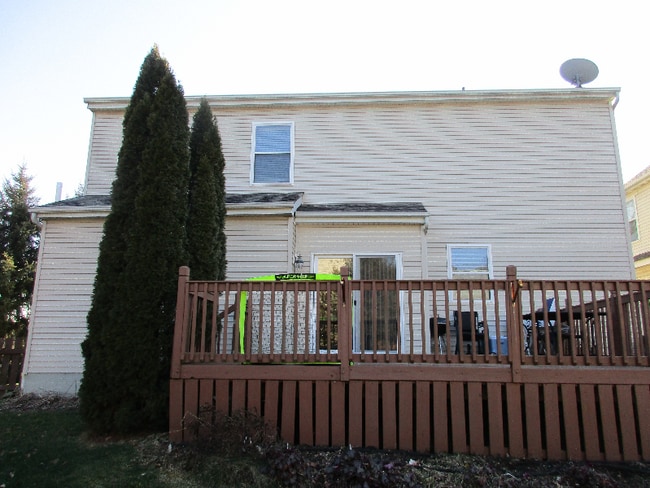 Building Photo - 784 Sanville Dr