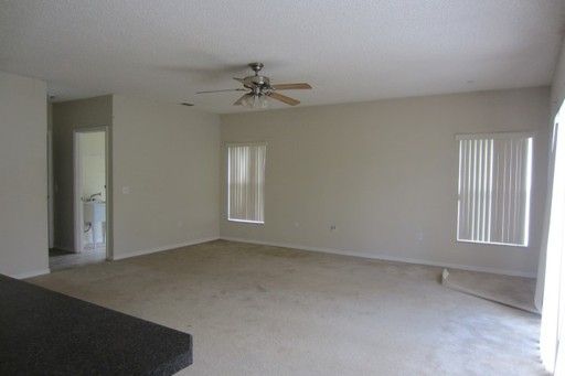 Building Photo - 205 Albany Dr