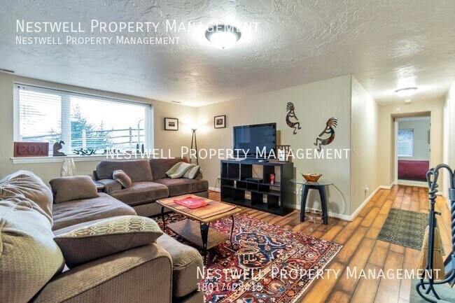 Building Photo - Stunning 5-bed Home in Salt Lake City