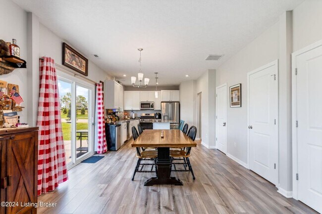 Foto del edificio - Beautiful Shelbyville Home For Rent