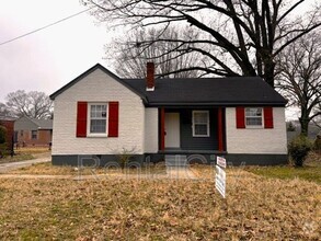 Building Photo - 1099 S Highland St