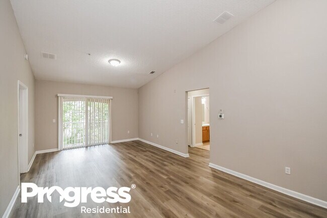 Building Photo - 6788 Manotak Oaks Dr