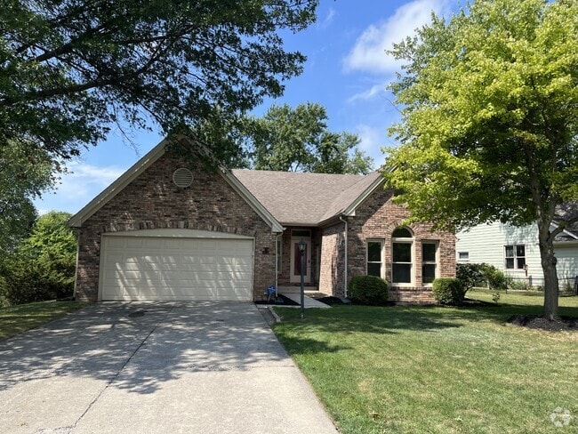 Building Photo - 10728 Lexington Dr