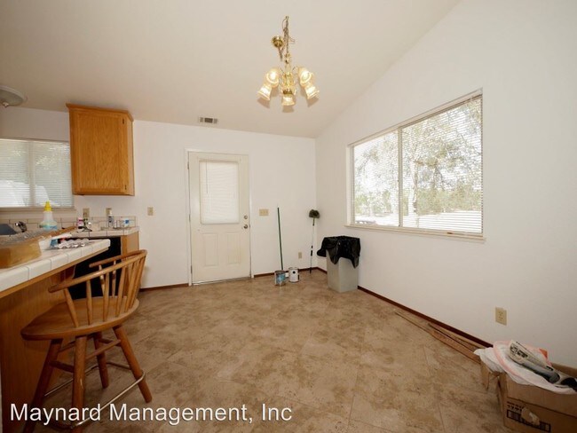 Building Photo - 2 br, 2 bath House - 9316 Sheep Ranch Rd.