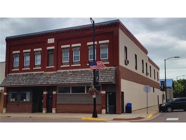 Building Photo - 104 W Main St