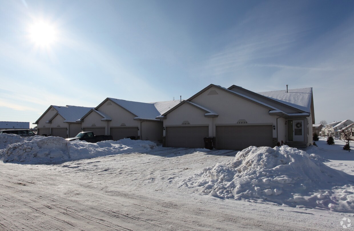 15410 Flourine St NW, Ramsey, MN 55303 Apartments in Ramsey, MN