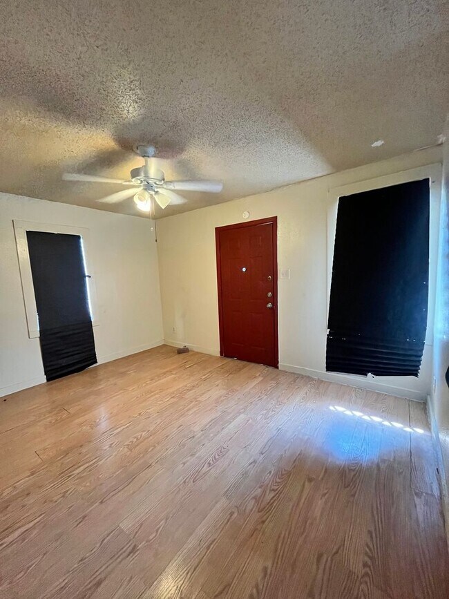 Foto del edificio - 1 Bedroom / 1 Bathroom Rental Home-Section 8 Accepted