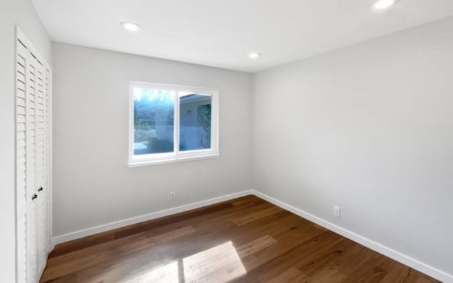Building Photo - 30391 Benecia Ave
