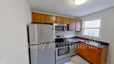 Building Photo - 420 Delaware Ave