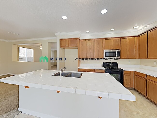 Building Photo - 6 br, 3.5 bath House - 10181 Jenny Lynn Way
