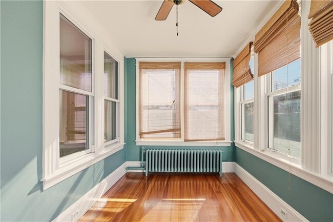 Foto del edificio - 7 Warner Pl