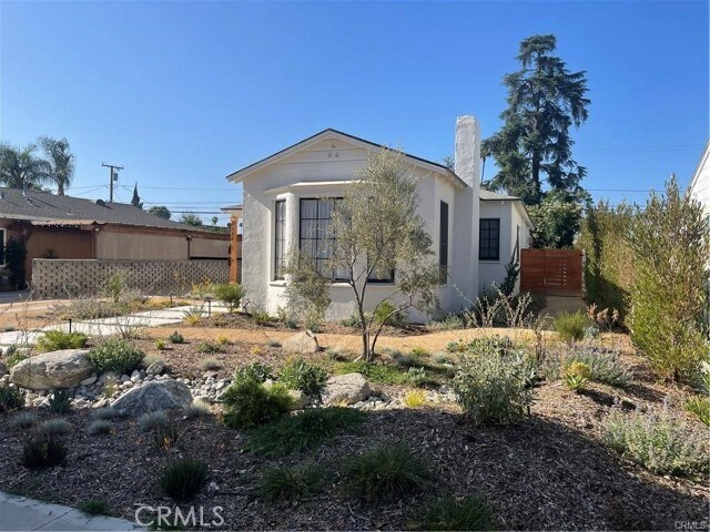 Foto del edificio - 4586 Sunnyside Dr