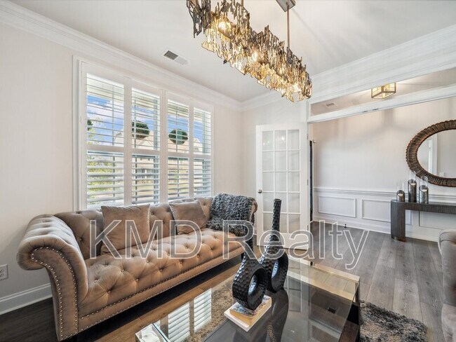 Foto del edificio - 6112 Willow Pin Ln