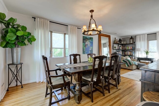 Building Photo - 75 Moss Ln