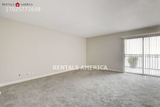 Building Photo - COZY first floor condo in GUARD GATED COMM...