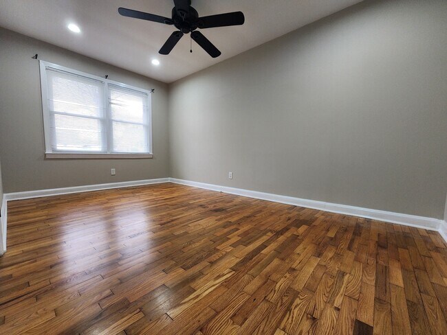 Foto del edificio - 1508 Johnson Blvd