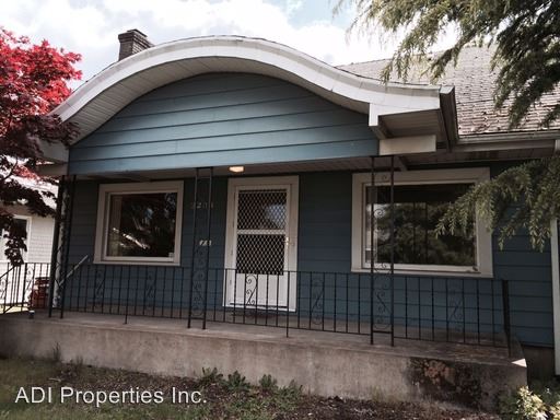 Primary Photo - 3238 NE 66th Ave