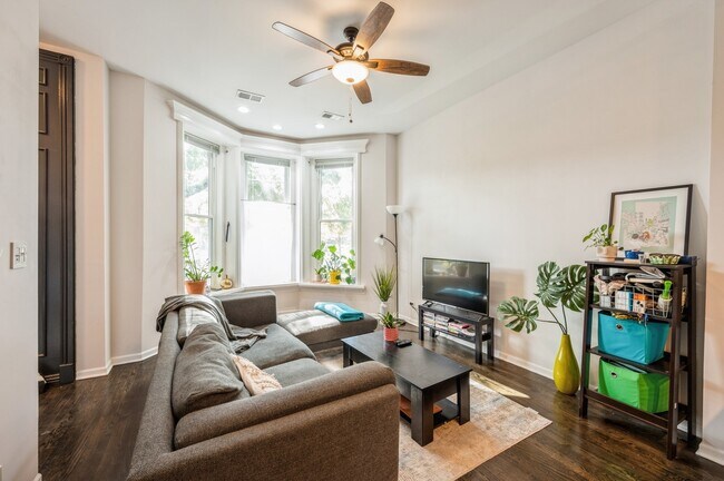 Foto del edificio - 1234 W Huron St