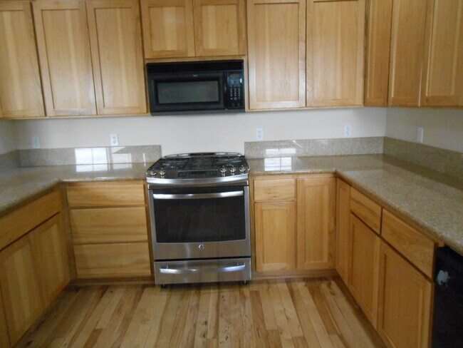 Foto del edificio - 1056 NE Parkview Ct