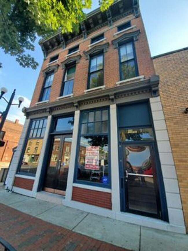 Building Photo - 73-75 S Main St