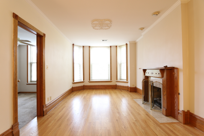 Building Photo - 1257 W Flournoy St