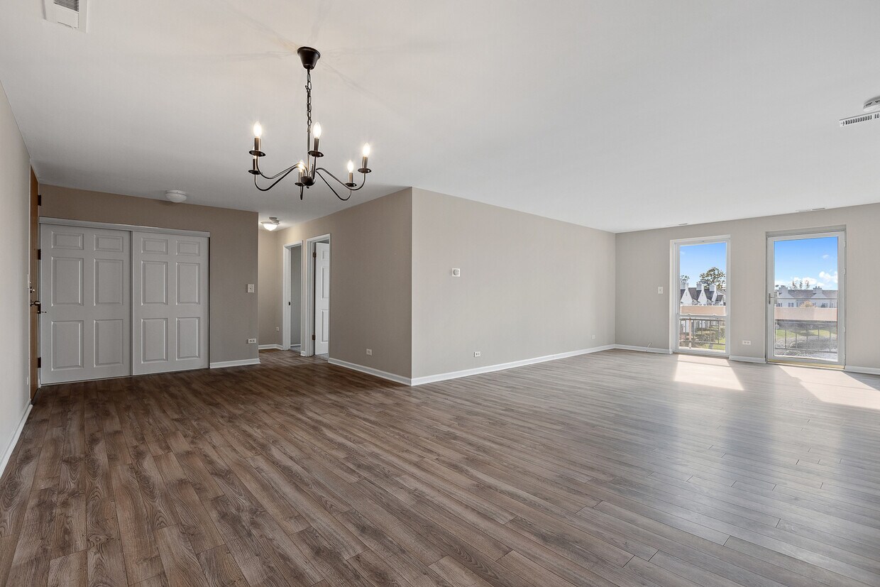 Primary Photo - 1501 Darien Lake Dr