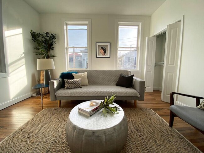 Foto del edificio - 1137 Fuller St