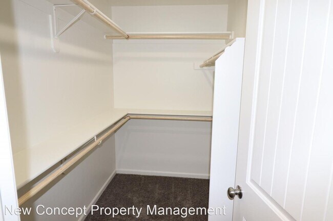 Building Photo - 4 br, 2.5 bath House - 11900 N Gray Eagle Ave