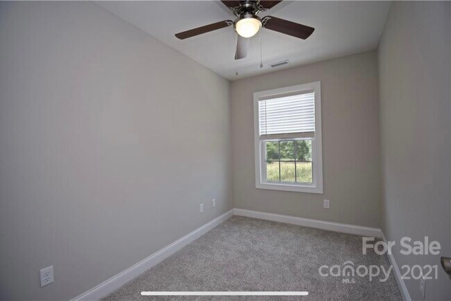Foto del edificio - 2614 14th St NE