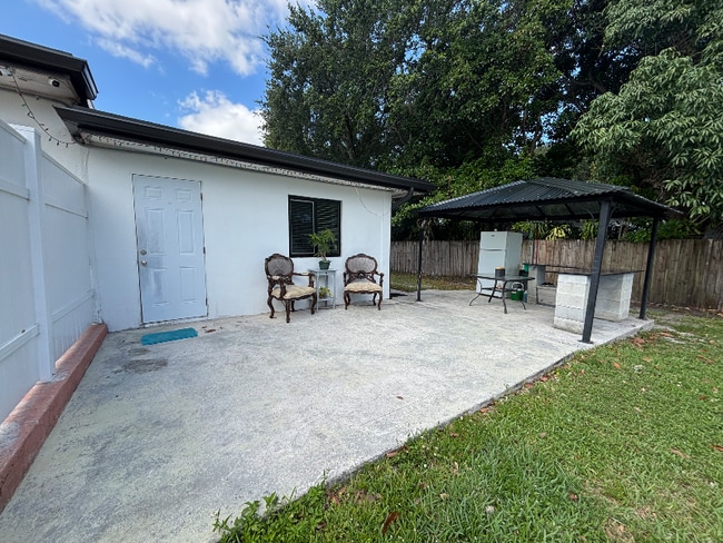 Photo - 17201 NW 53rd Ave House