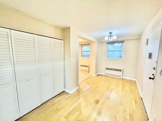 Foto del edificio - 444 Bedford St