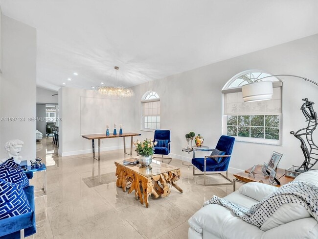 Foto del edificio - 357 NW 154 Ave